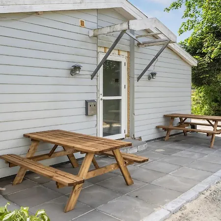 Nice In Henne With Wifi And 1 Bedrooms 2