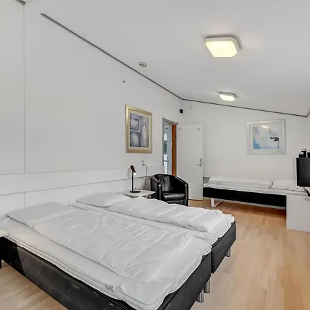Nice In Henne With Wifi And 1 Bedrooms 2 *